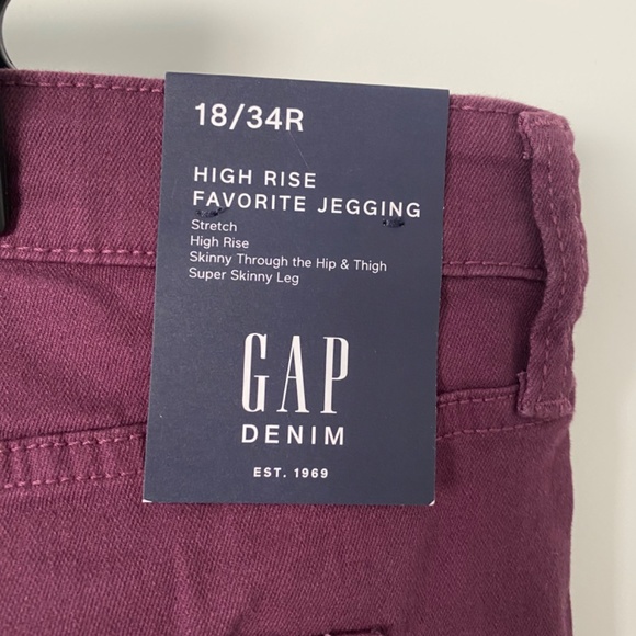 High Rise Jegging - Picture 2 of 4